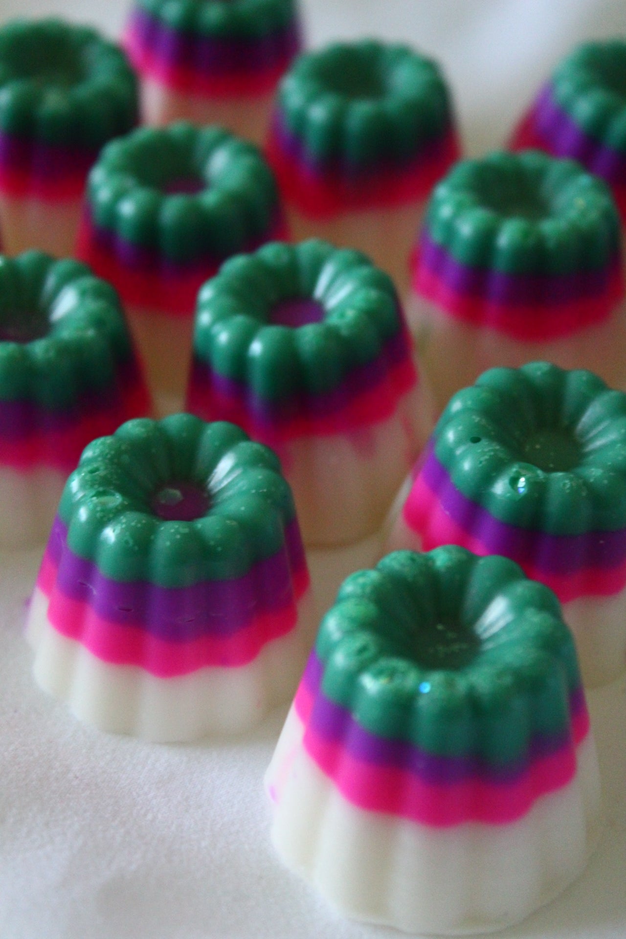 Sweaters & Clean Linen Jello Melts